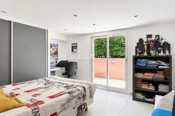 Maison de luxe à vendre à Fréjus, 750 000 €, Photo 7