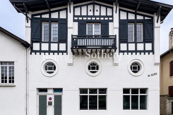 Luxury Apartment for sale in Biarritz, 745 000 €, Photo 1