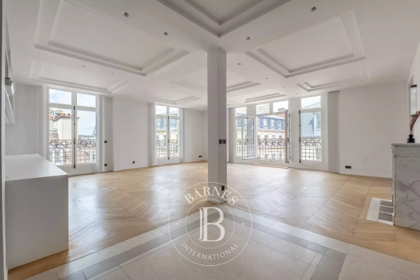 Luxury Apartment for sale in Paris 7ème, 12 600 000 €, Photo 1