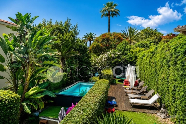 Maison de luxe à vendre à Cannes, 849 000 €, Photo 1