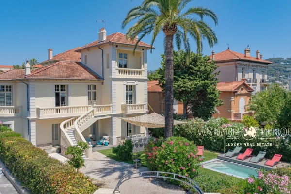 Maison de luxe à vendre à Cannes, 2 590 000 €, Photo 1
