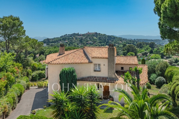 Maison de luxe à vendre à Mougins, 1 345 000 €, Photo 2