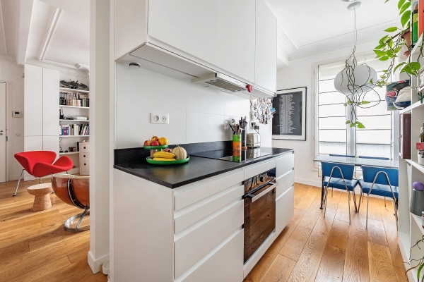 Luxury Apartment for sale in Paris 3ème, 892 000 €, Photo 2