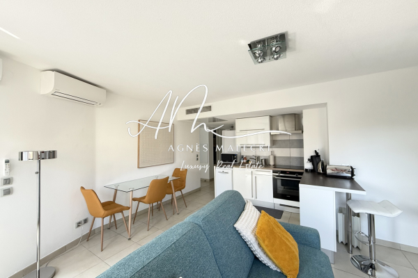 Luxury Apartment for sale in Cavalaire-sur-Mer, 290 000 €, Photo 3