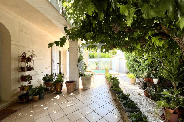 Luxury House for sale in Saint-Rémy-de-Provence, 1 265 000 €, Photo 3
