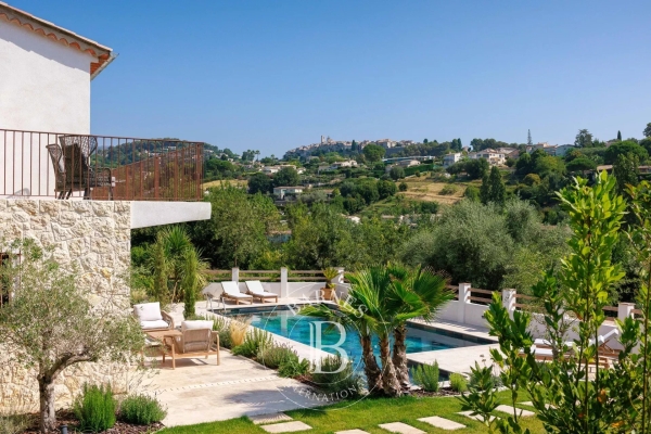 Maison de luxe à vendre à Saint-Paul-de-Vence, 2 390 000 €, Photo 3