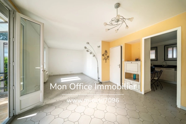 Luxury House for sale in Le Puy-Sainte-Réparade, 380 000 €, Photo 5