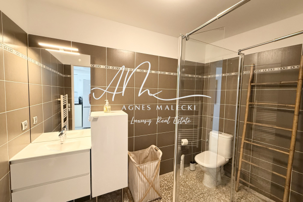 Luxury Apartment for sale in Cavalaire-sur-Mer, 290 000 €, Photo 7