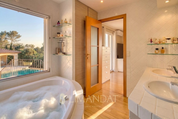 Luxury House for sale in Mougins, 1 350 000 €, Photo 7