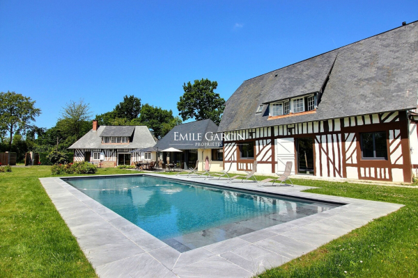 Maison de luxe à vendre à Deauville, 1 470 000 €, Photo 1