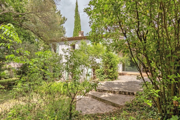 Luxury House for sale in Antibes, 895 000 €, Photo 1