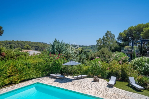Maison de luxe à vendre à La Croix-Valmer, 1 590 000 €, Photo 1