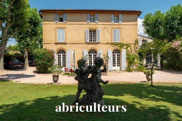 Maison de luxe à vendre à Bouc-Bel-Air, 2 583 000 €, Photo 1