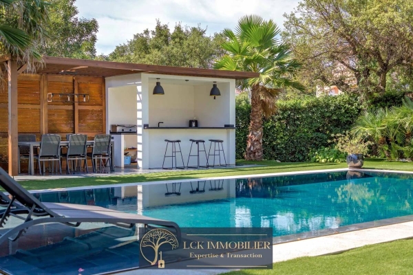 Maison de luxe à vendre à Saint-Aygulf, 1 199 000 €, Photo 1