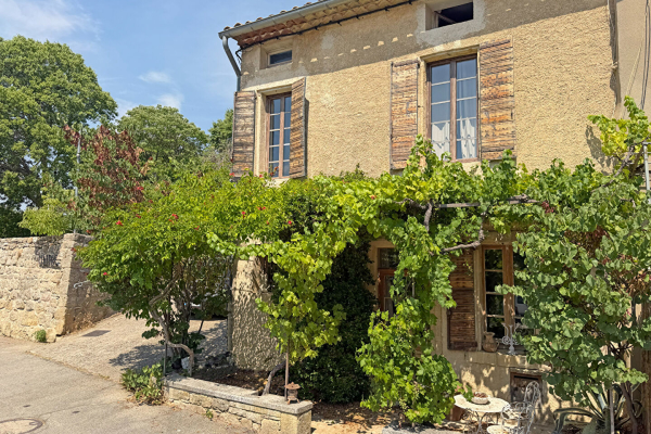 Maison de luxe à vendre à Viens, 450 000 €, Photo 1