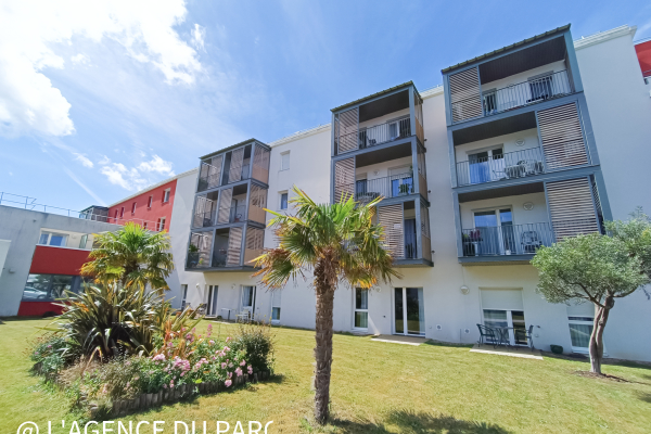 Luxury Apartment for sale in Royan, 117 700 €, Photo 1