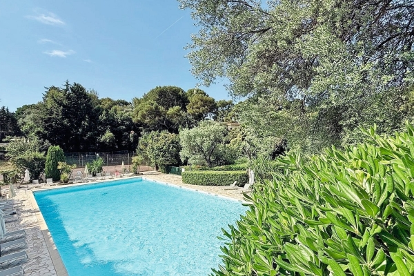 Appartement de luxe à vendre à Roquebrune-Cap-Martin, 410 000 €, Photo 2