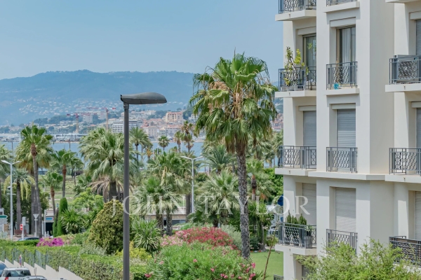 Luxury Apartment for sale in Cannes, 1 190 000 €, Photo 2