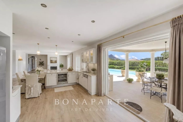 Luxury House for sale in Saint-Raphaël, 1 550 000 €, Photo 2
