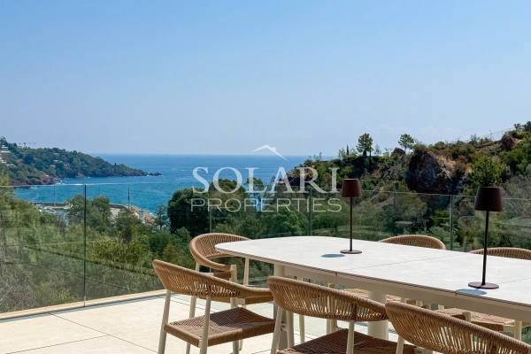 Maison de luxe à vendre à Théoule-sur-Mer, 2 990 000 €, Photo 2