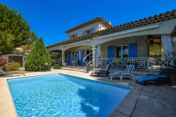 Luxury House for sale in Flayosc, 484 000 €, Photo 3