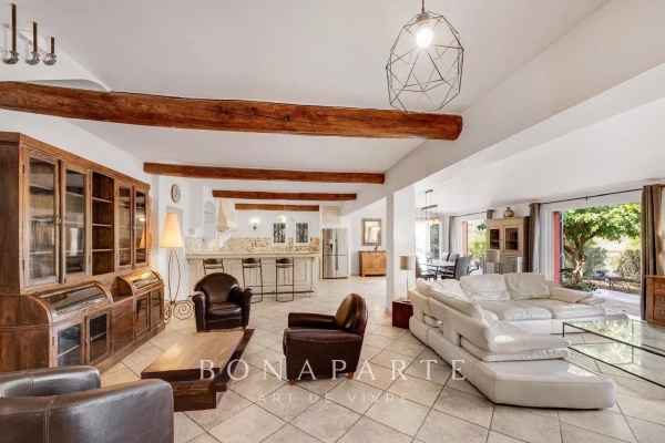 Maison de luxe à vendre à Bagnols-en-Forêt, 830 000 €, Photo 5