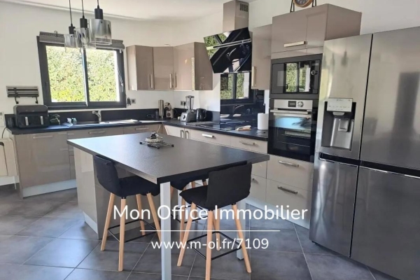 Luxury House for sale in Ventabren, 877 000 €, Photo 6