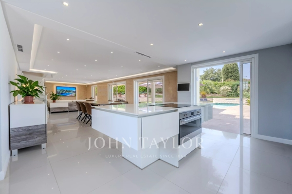 Maison de luxe à vendre à Mougins, 2 480 000 €, Photo 7