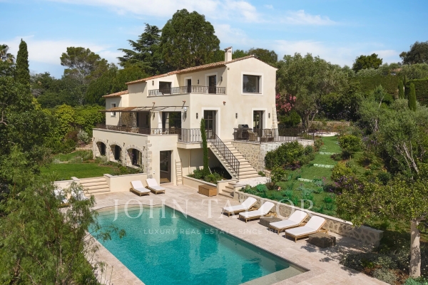 Maison de luxe à louer à Vallauris, 0 €, Photo 1