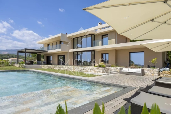 Maison de luxe à vendre à Roquefort-les-Pins, 4 980 000 €, Photo 1