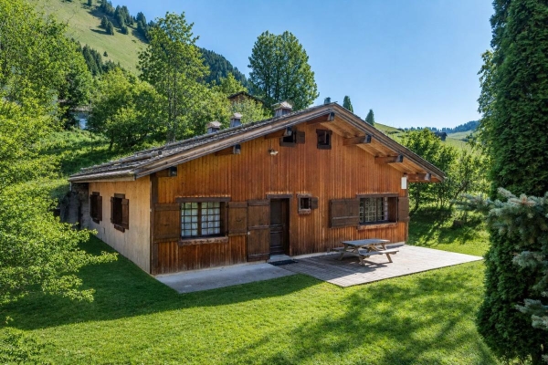 Maison de luxe à vendre à La Clusaz, 975 000 €, Photo 1