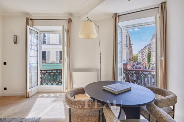 Appartement de luxe à vendre à Paris 18ème, 735 000 €, Photo 2
