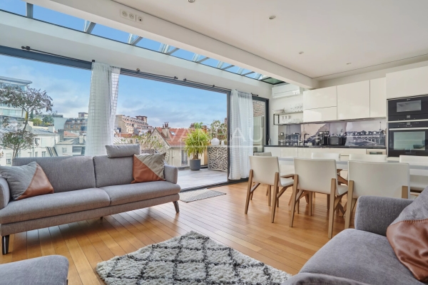 Luxury Apartment for sale in Paris 15ème, 1 100 000 €, Photo 2