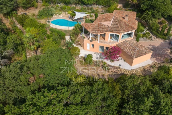 Maison de luxe à vendre à Les Adrets de l'Esterel, 1 380 000 €, Photo 2