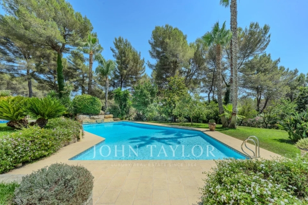 Luxury House for sale in Mougins, 4 500 000 €, Photo 2