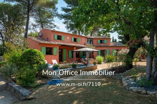 Maison de luxe à vendre à Le Puy-Sainte-Réparade, 1 035 000 €, Photo 2