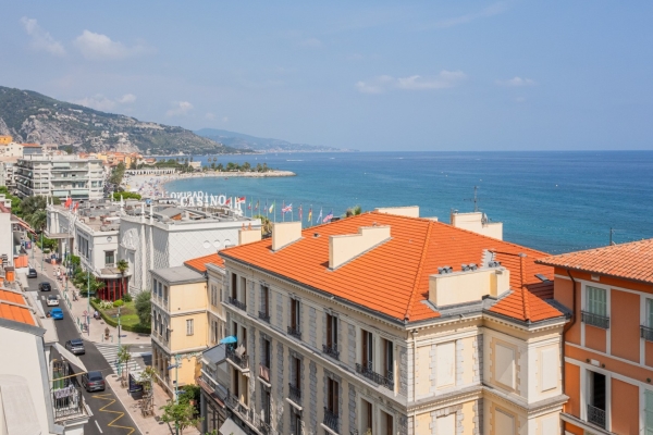 Appartement de luxe à vendre à Menton, 915 000 €, Photo 2