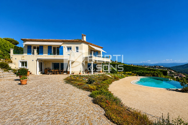 Luxury House for sale in Mandelieu-la-Napoule, 1 450 000 €, Photo 2