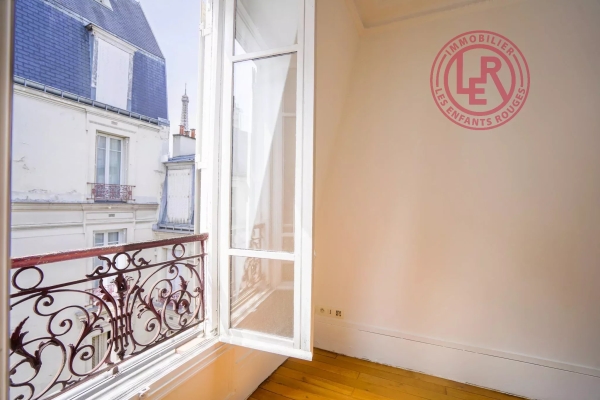 Appartement de luxe à vendre à Paris 7ème, 695 000 €, Photo 3