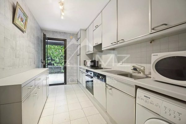 Luxury Apartment for sale in Cannes, 586 000 €, Photo 5