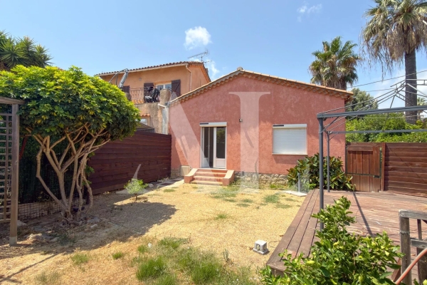 Luxury House for sale in Le Golfe Juan, 795 000 €, Photo 5