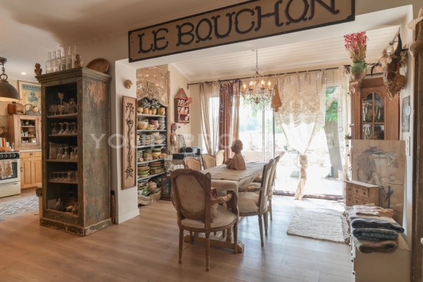 Maison de luxe à vendre à Robion, 660 000 €, Photo 5