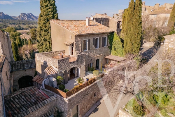 Maison de luxe à vendre à Eygalières, 1 696 000 €, Photo 1