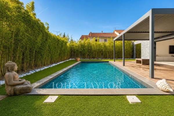 Maison de luxe à vendre à Sanary-sur-Mer, 1 400 000 €, Photo 2