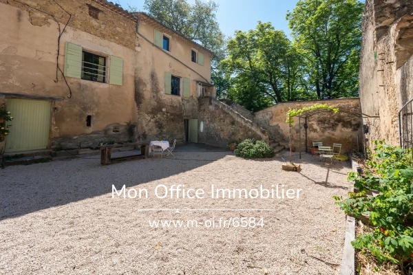 Maison de luxe à vendre à La Tour-d'Aigues, 1 565 000 €, Photo 3