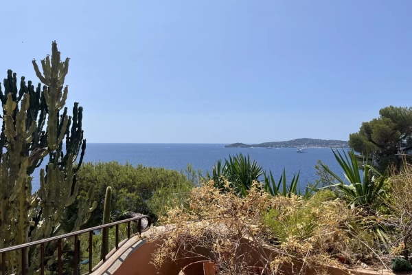 Luxury House for sale in Èze, 2 700 000 €, Photo 3