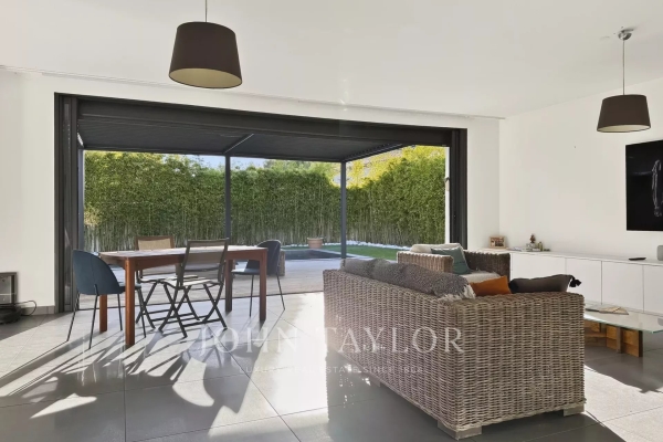 Luxury House for sale in Sanary-sur-Mer, 1 445 000 €, Photo 5