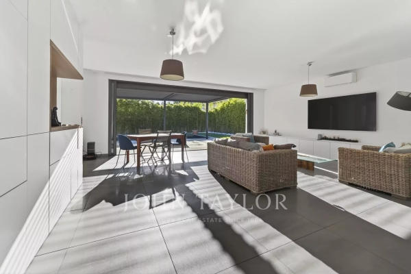 Maison de luxe à vendre à Sanary-sur-Mer, 1 400 000 €, Photo 6