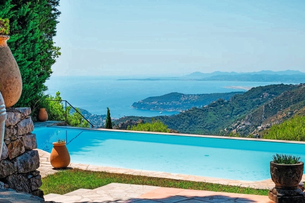 Maison de luxe à vendre à Èze, 4 500 000 €, Photo 1