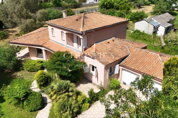 Luxury House for sale in Saint-Georges-de-Didonne, 649 000 €, Photo 1